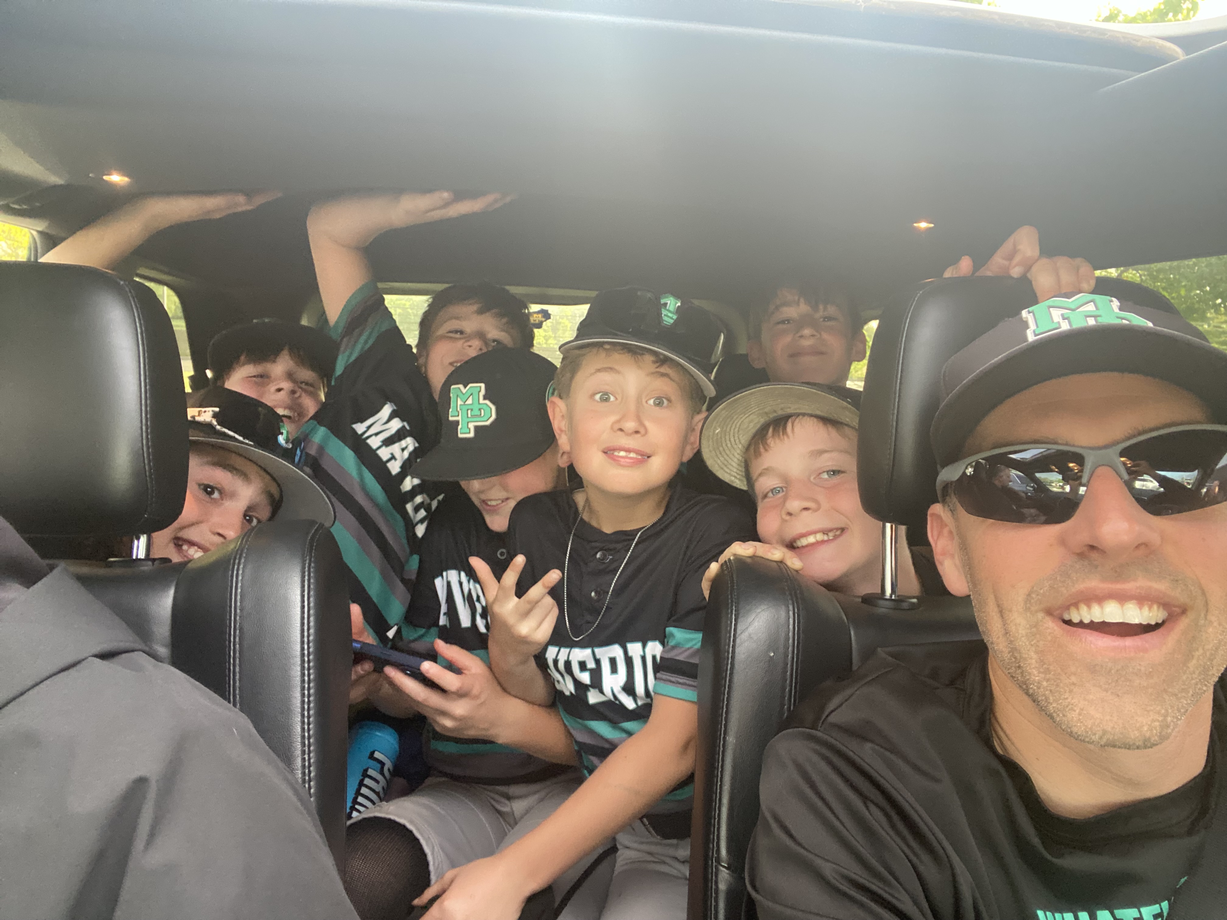 Mavericks team road-trip selfie